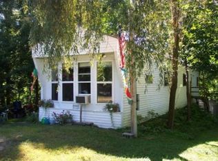 69 Lancaster St, Franklin, NH 03235