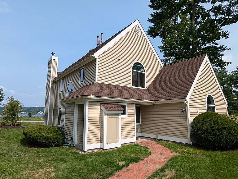 11 Songbird Ln — Photo 32