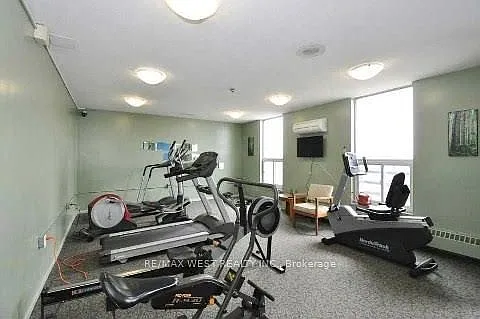 130 Neptune Dr #202 — Photo 25