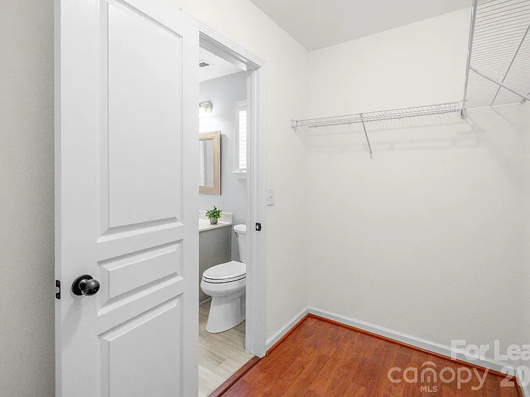 558 Calen Ln — Photo 28