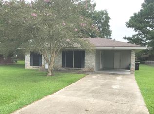 285 Gayle St, Breaux Bridge, LA 70517