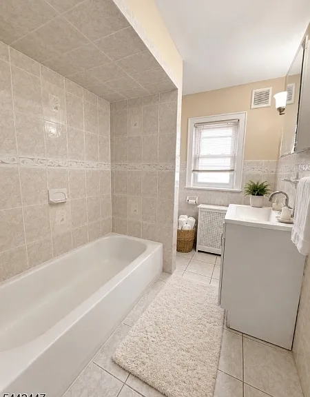 310 Concord Ave #2 — Photo 9