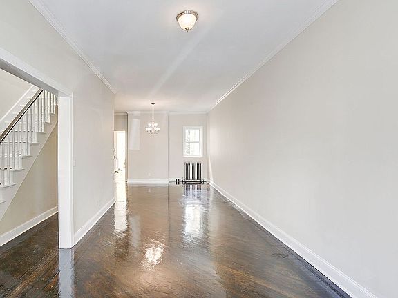 5th image of 439 Fairmount Ave