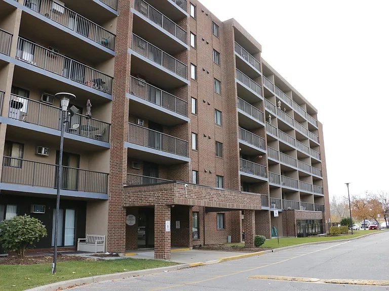 11917 Tecumseh Rd E — Photo 21