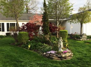 6851 Farmingdale Ln UNIT R, Mentor, OH 44060