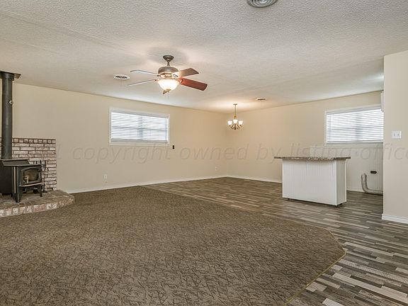 2nd image of 1101 E Darby Ave