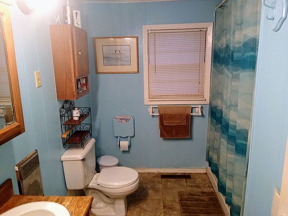3rd image of 501 E Brown St