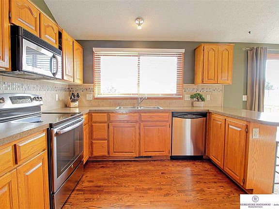 3rd image of 7907 S 151st Avenue Cir