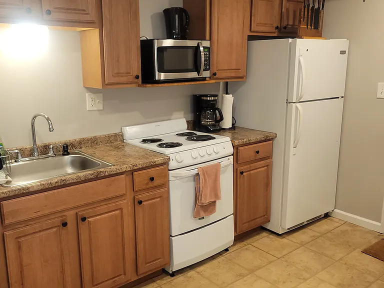 1978 E 126th St #6 — Photo 1