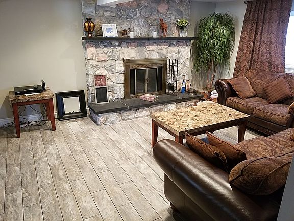 Level 1 : Formal Living Room