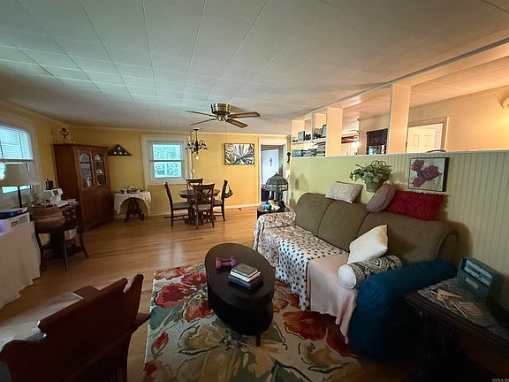 5th image of 2500 Lakeview Dr