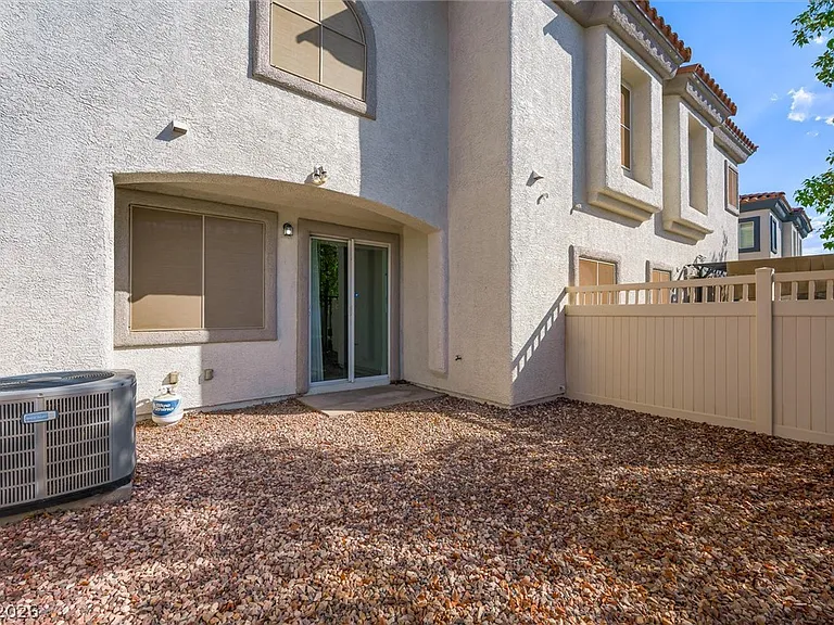 1087 Luna Eclipse Ln #2 — Photo 41