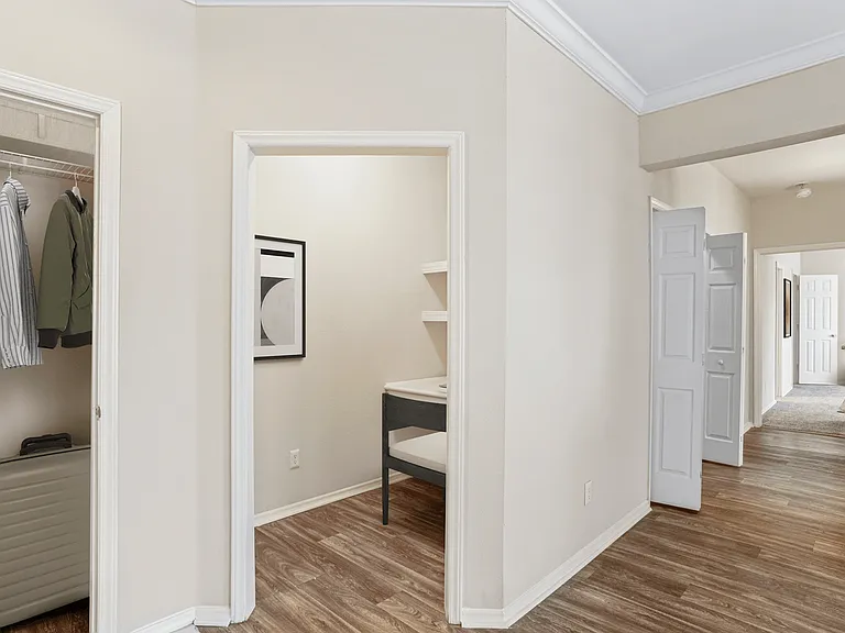 The Lodge at Mallard Creek Apartments — Photo 38