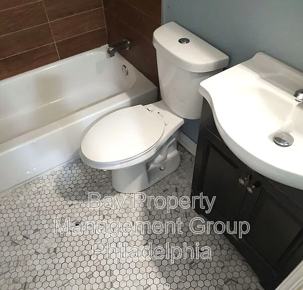 5578 Ludlow St #1 — Photo 6