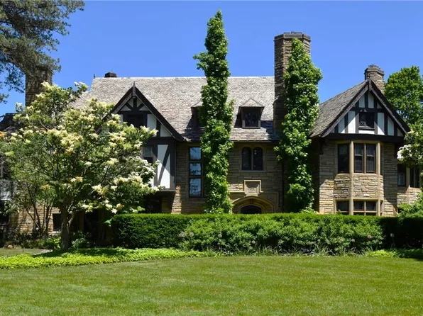 16111 Parkland Dr, Shaker Heights, OH 44120