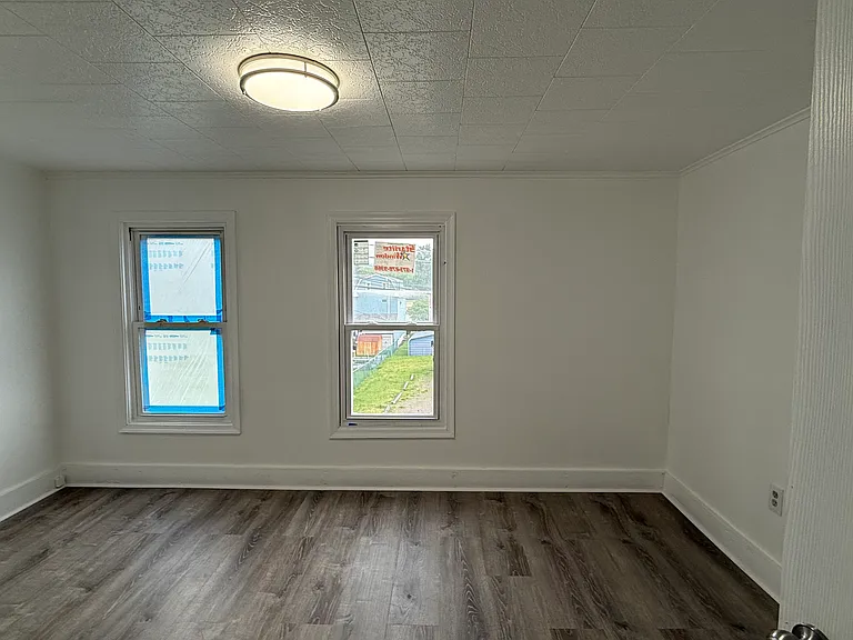 26 Bradford St — Photo 11
