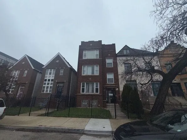 816 E 42nd St, Chicago, IL 60653