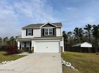 424 Poppleton Dr, Hampstead, NC 28443