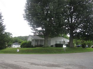 105 Possum Hollow Rd, RICH CREEK, VA 24147