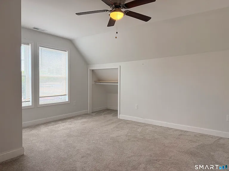 1085-11 Whalley Ave #11 — Photo 6