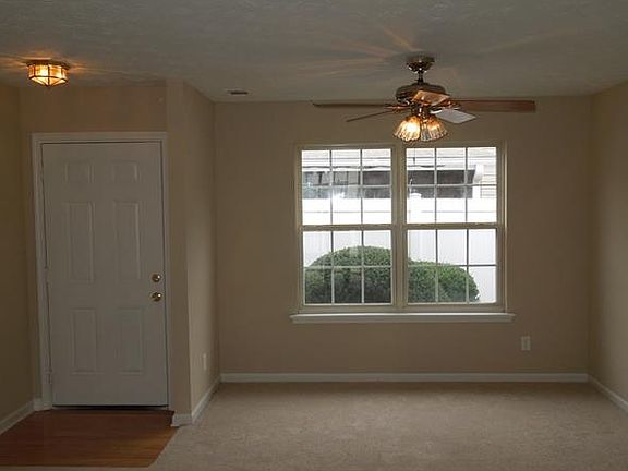 4th image of 1252 W Oaks Way