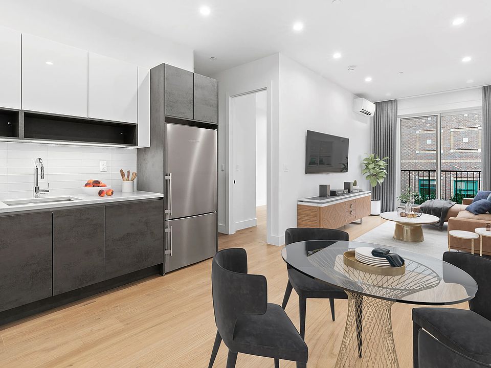 1st image of 256 Winthrop St #2B