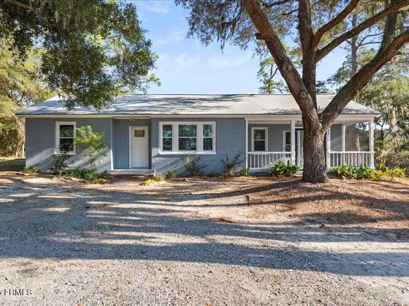 88 Joe Frazier Rd, Beaufort, SC 29906