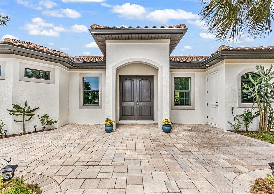 1st image of 24581 TANGERINE AVENUE