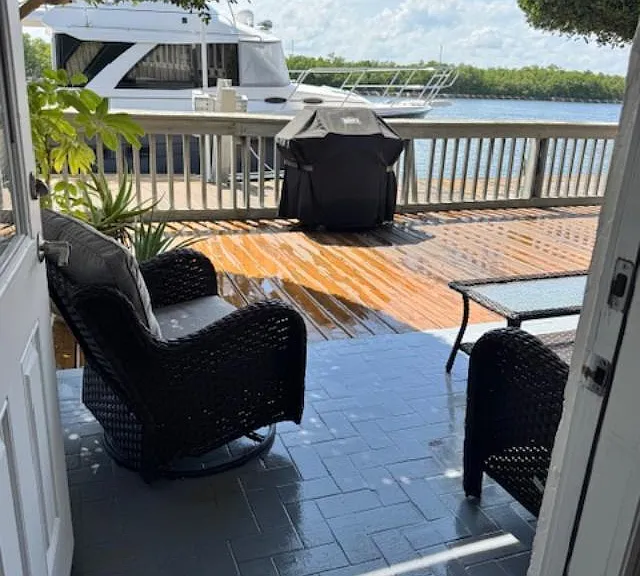 1800 N Ocean Dr #203 — Photo 2