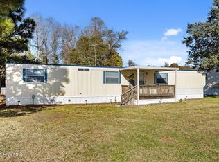 105 Ronnie Road, Beaufort, NC 28516