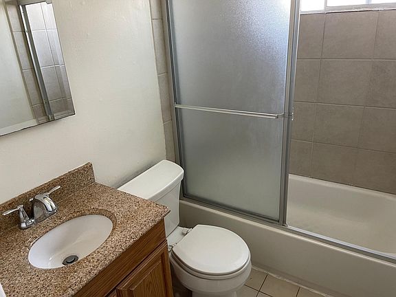 3rd image of 820 Sharmon Palms Ln #D