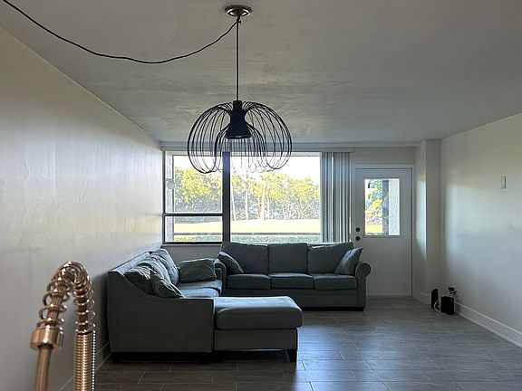 2nd image of 2618 Cove Cay Dr Unit 103
