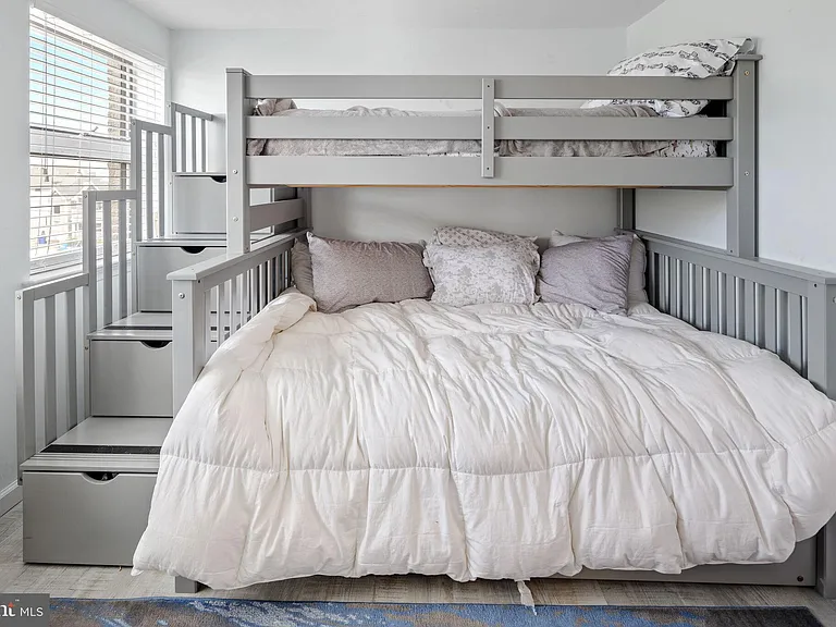9 Pearl St #1G — Photo 28