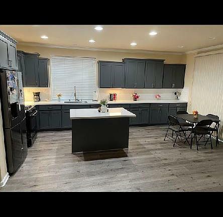3rd image of 2130 Evening St #2130