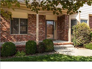 3rd image of 2641 N Dublin Cir