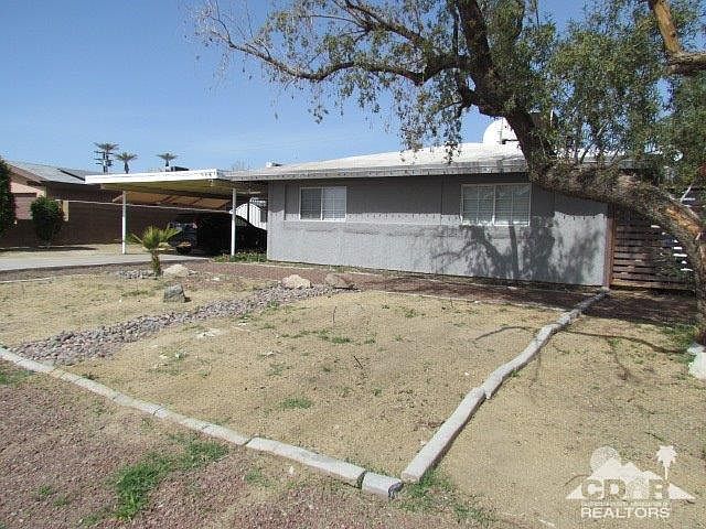 1st image of 81254 Helen Ave