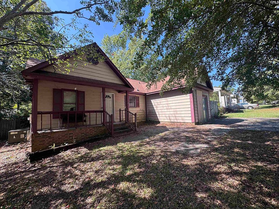 1st image of 240 Curlew Ave