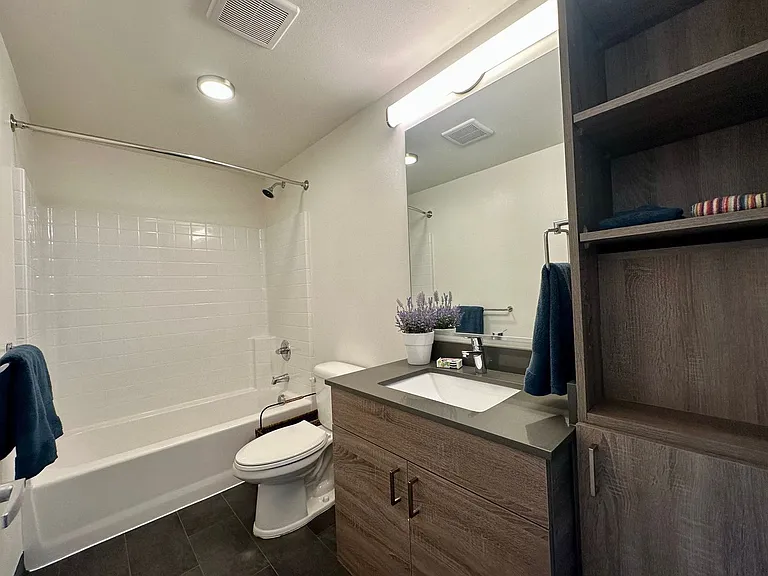 Crew Apartments — Photo 18