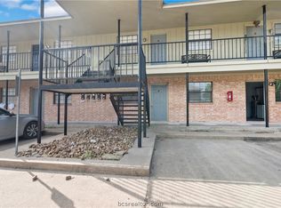607 Wades Way #2, Navasota, TX 77868