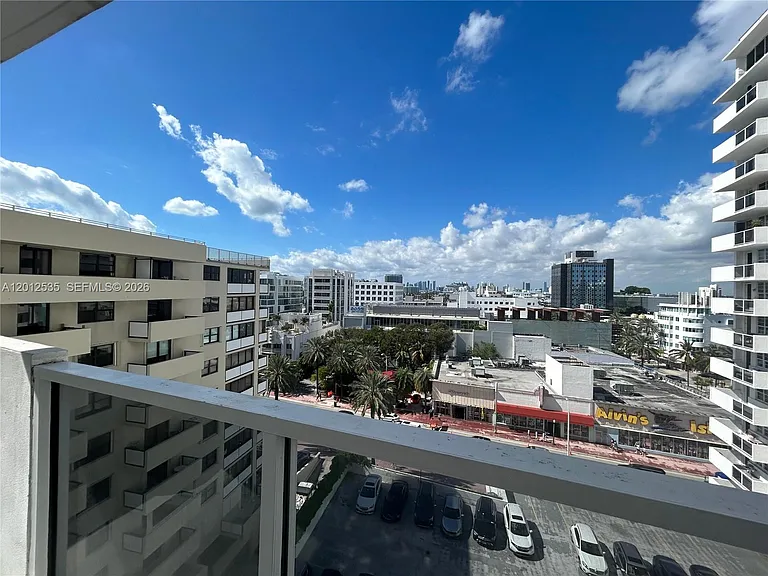 100 Lincoln Rd #922 — Photo 8