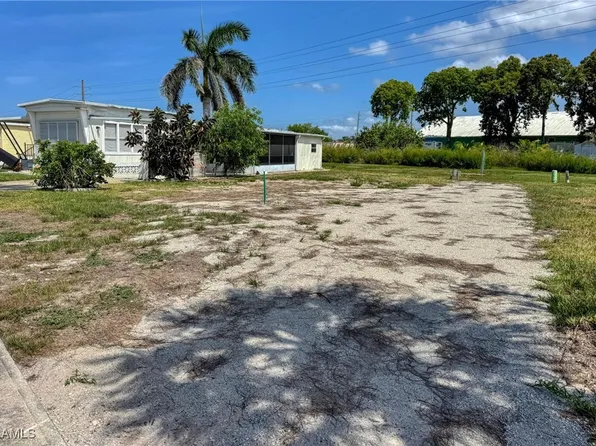 11260 Bayside Blvd, Fort Myers Beach, FL 33931