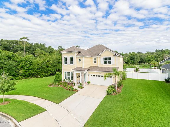 3rd image of 204 Sapelo Pl