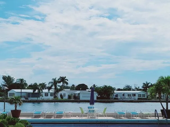 2006 S Federal Hwy APT 401, Boynton Beach, FL 33435