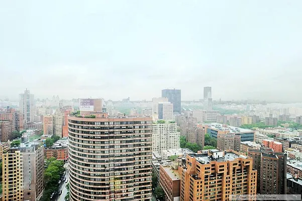 Rented by Bond New York | media 4