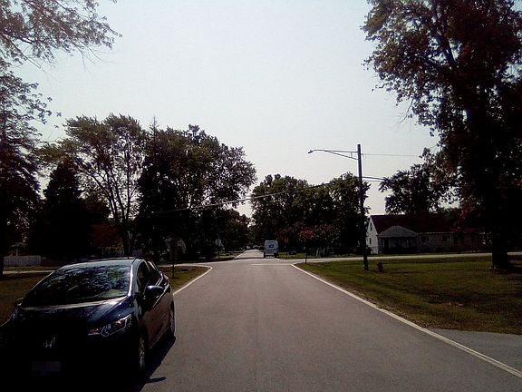 4th image of 905 Alcoa Ave