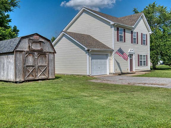 2nd image of 101 Mallow Dr