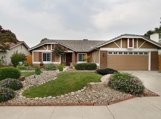 2585 Purvis Ave, Clovis, CA 93611