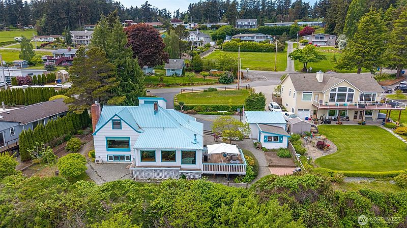 4th image of 3224 SW Scenic Heights Street