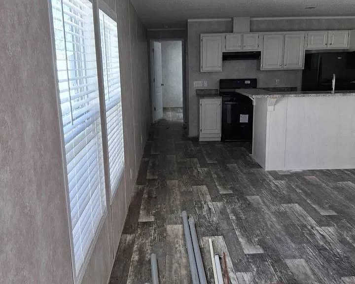 1019 W Main St #11 — Photo 8