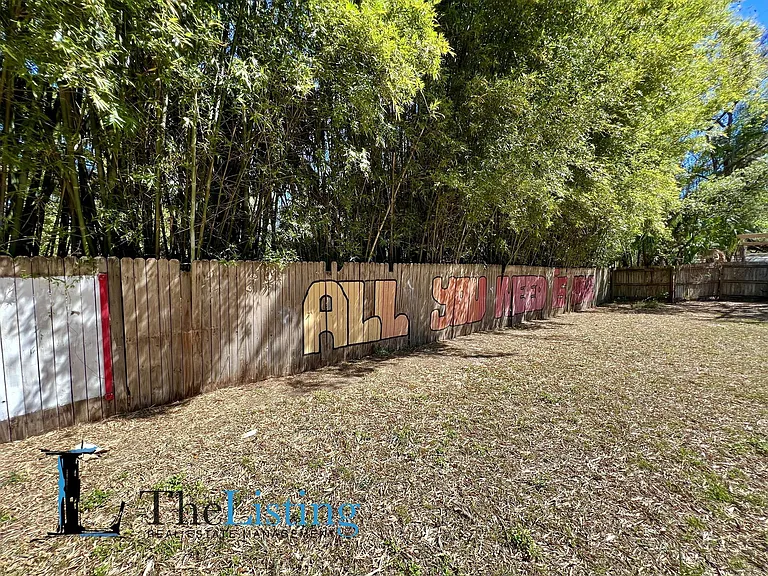5905 N Tampa St — Photo 23